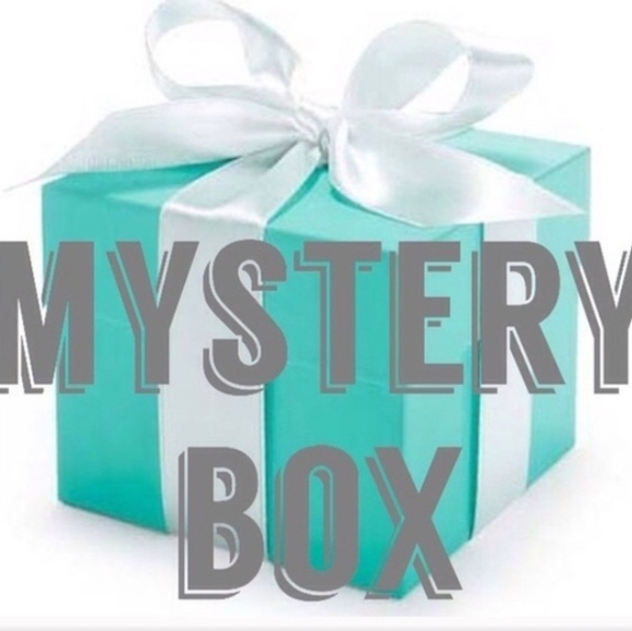 5lbs RESELLER Mystery Box - Picture 1 of 1